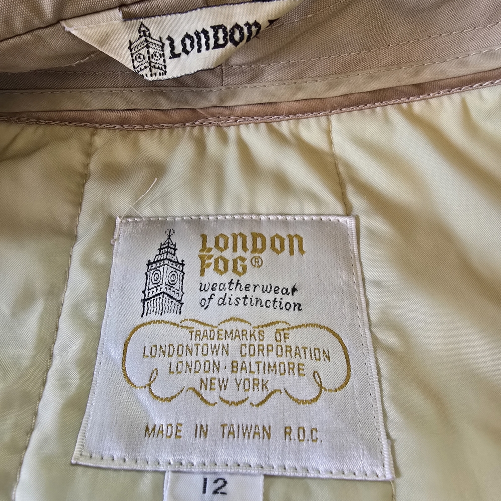 London Fog Beige Parka Hooded Coat Thinsulate Insulated Zip Button Size 12 - Picture 5 of 5